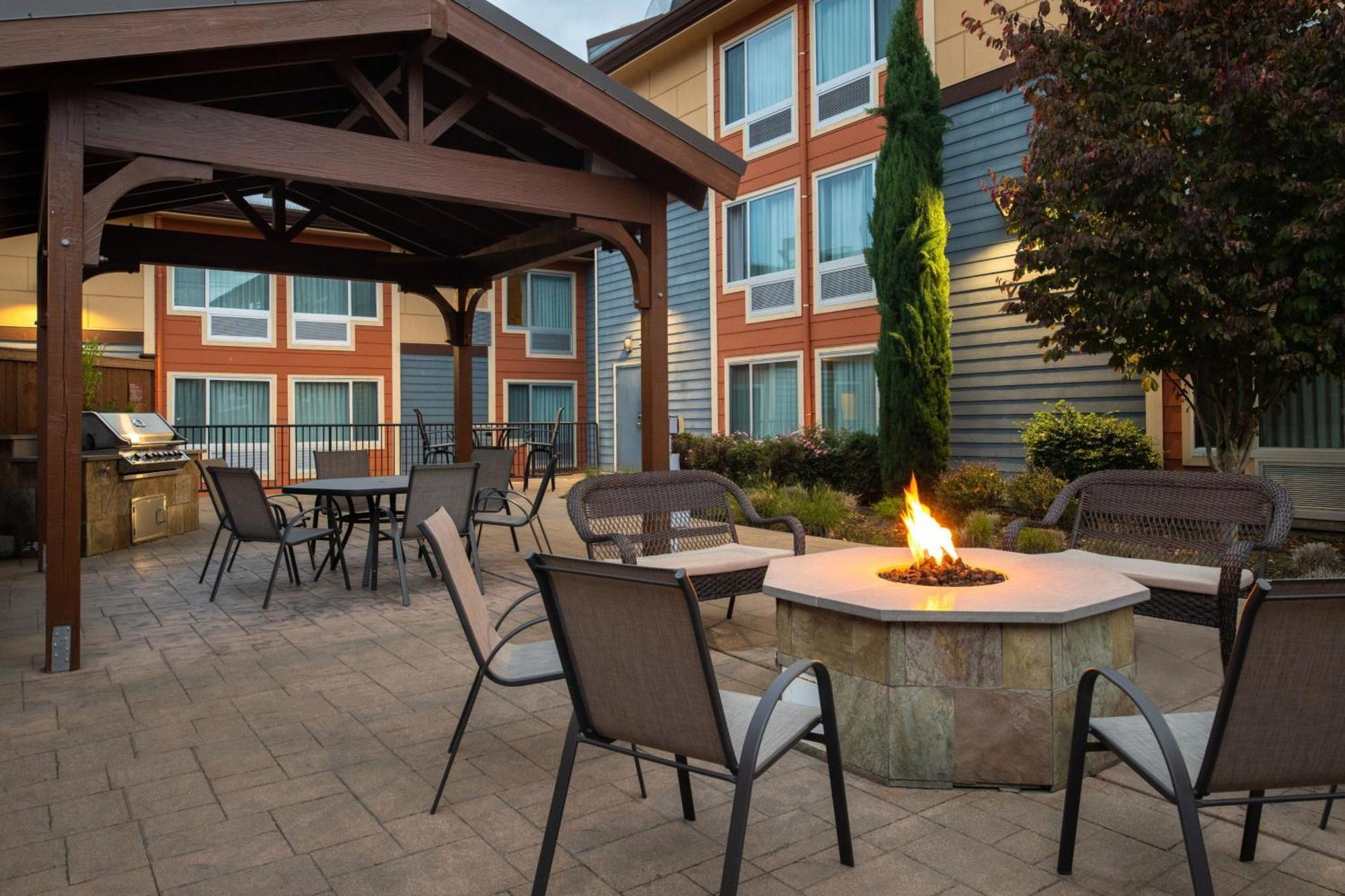 Towneplace Suites By Marriott Olympia Exterior foto