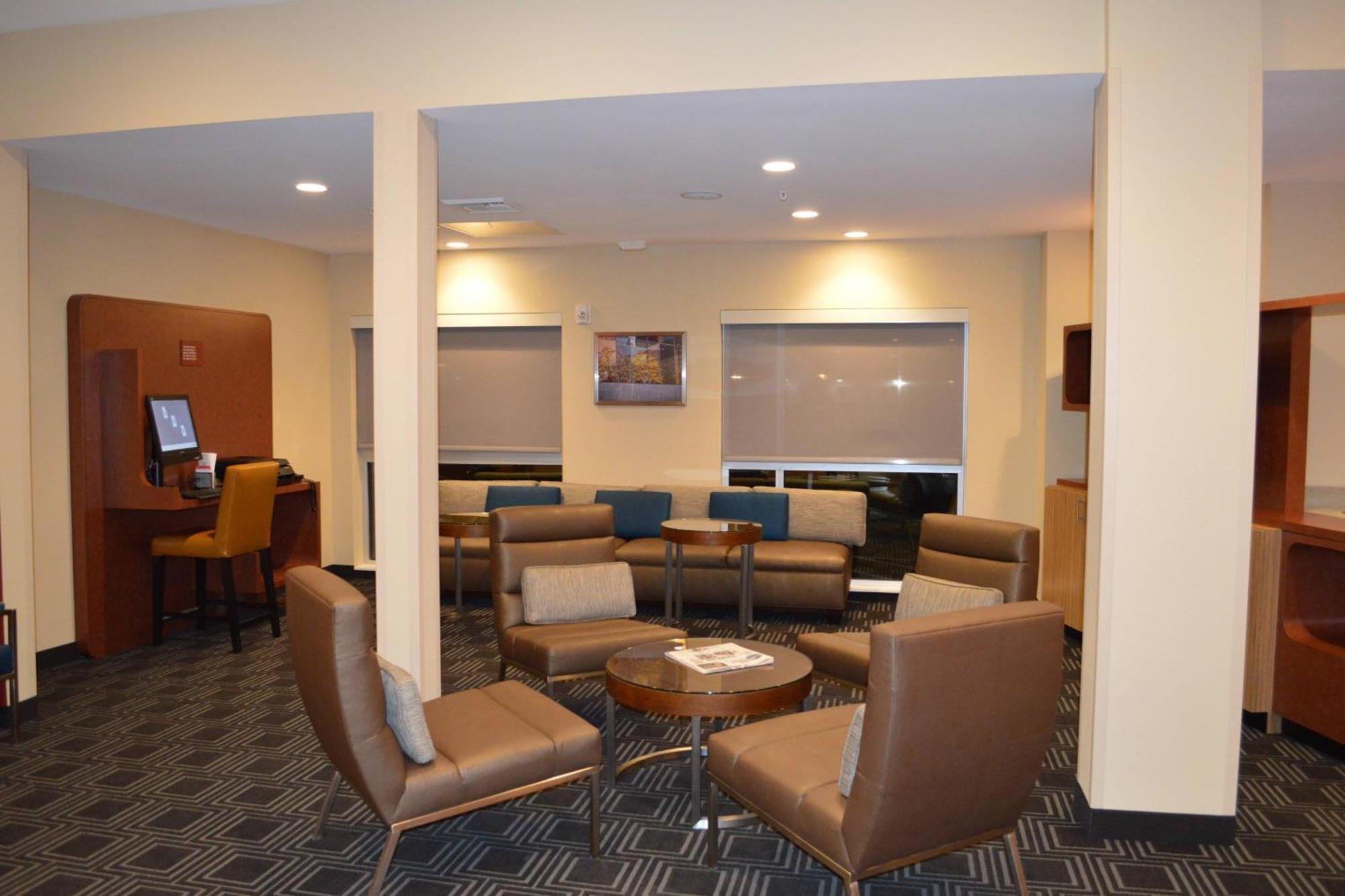 Towneplace Suites By Marriott Olympia Exterior foto